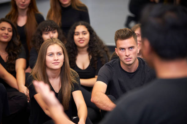 How an Acting Course Shapes Aspiring Actors into Versatile Performers Ready for Diverse Roles?